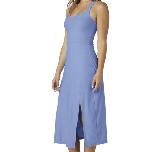 Beyond Yoga Dresses & Skirts - Beyond Yoga featherweight getaway dress NWT